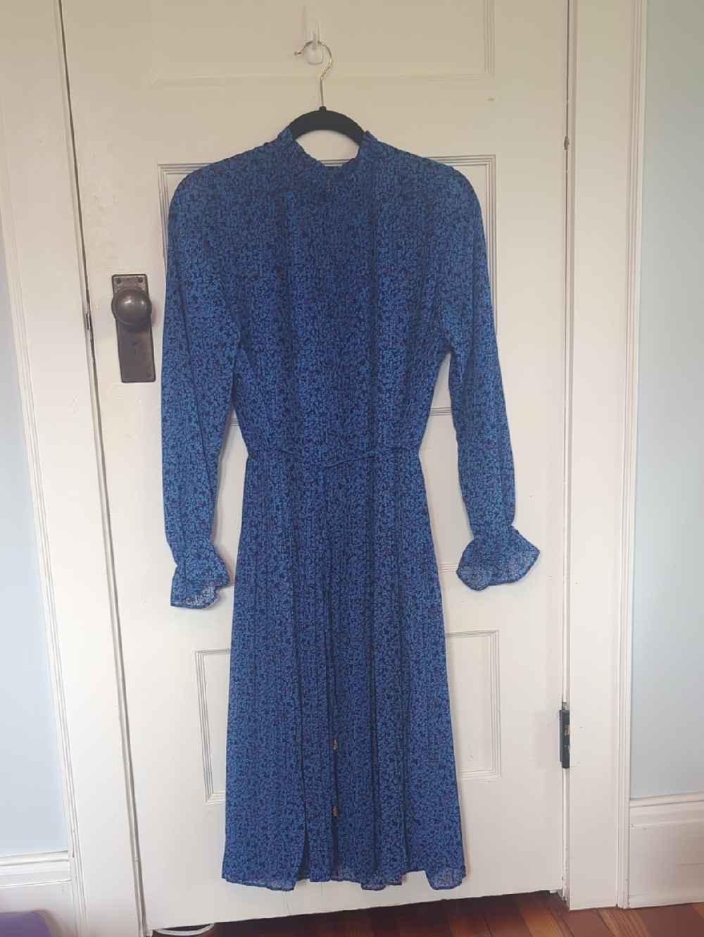 Blue Printed Long Sleeve Midi Dress